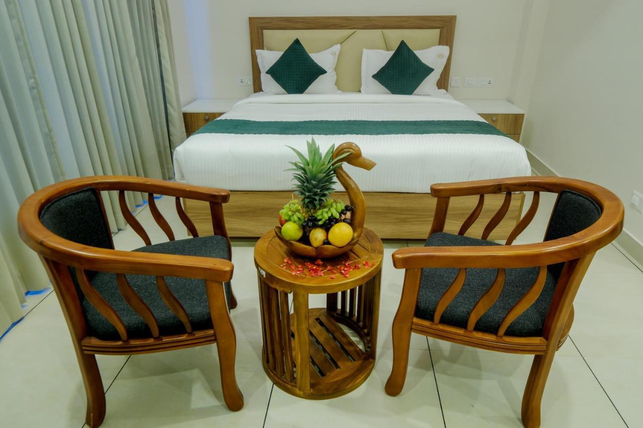 The Heartland Business Hotel, Trivandrum Thiruvananthapuram ภายนอก รูปภาพ